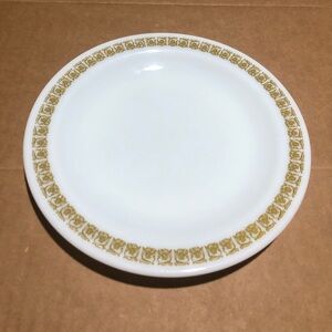 Vintage Pyrex Tableware by Corning Tiburon Luncheon Plate 9" #797-18